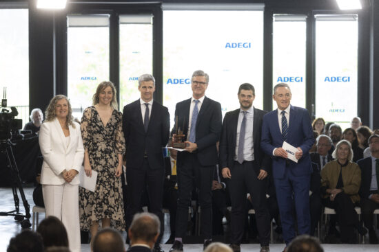 SARA SANTOS – ARGAZKILARIA