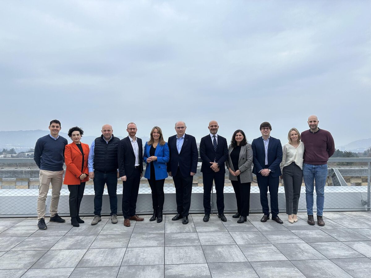 equipo-viralgen-con-susana-solis